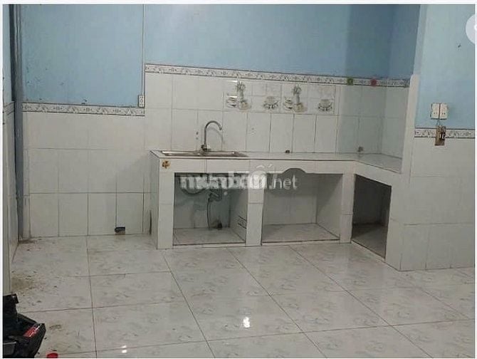 Cho thuê nhà nguyên căn 30m2, 2 toilet riêng. Đường Quang Trung F14 GV