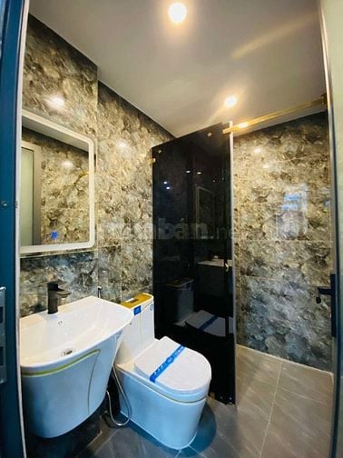 Bán villa cực đẹp, mới xây, nội thất cao cấp sát Phú Mỹ Hưng, 6.8 tỷ