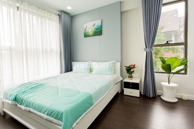 Bán căn hộ chung cư 590 CMT8, Quận 3, 105m2, 3pn,4.35 tỷ