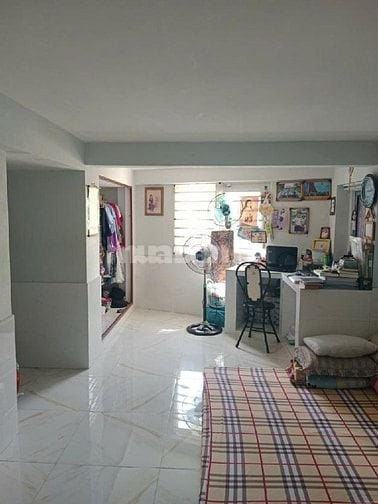 Bán gấp HXH , 65m2, Nhà 4 tầng tại Đường Lò Lu, Cạnh Vinhomes Nguyễn X