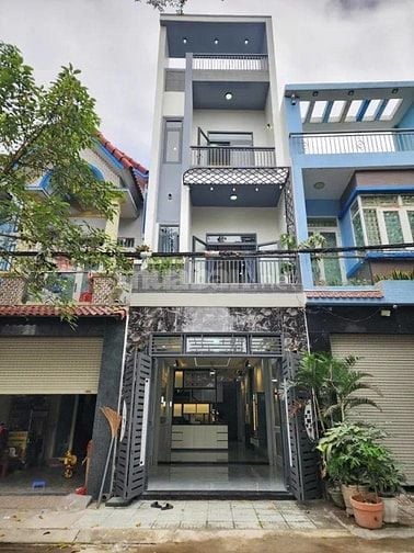 Bán nhà HXH 5m Lý Chính Thắng, P8, Q3 48m2 giá cực kì mềm chỉ 2tỷ500