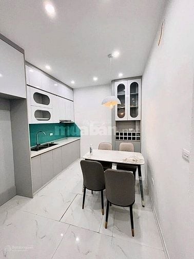 cần bán nhà Thái Hà, Đống Đa 92m2 5 tầng mặt tiền 5m giá 9.5 tỷ