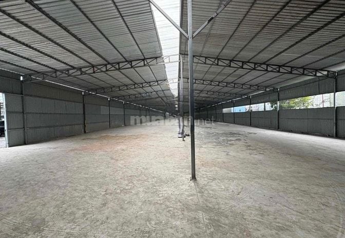 Cho thuê kho xưởng 1100m2 đường QL 13, P. Hiệp Bình Phước, Tp Thủ Đức