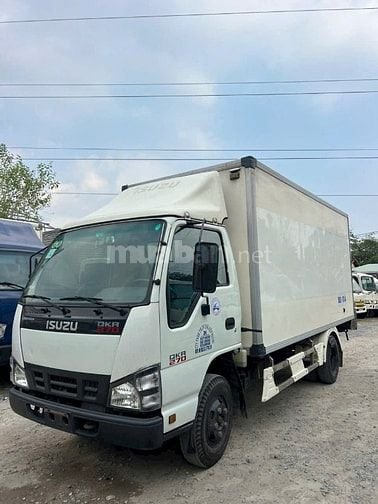 Isuzu QKR270 đời 2020 xe zin bao rút hồ sơ góc