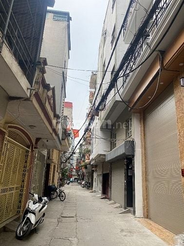 Bán nhà 72mx5 tầng phố Lĩnh Nam nhà mới xây ô tô vào nhà 18 tỷ