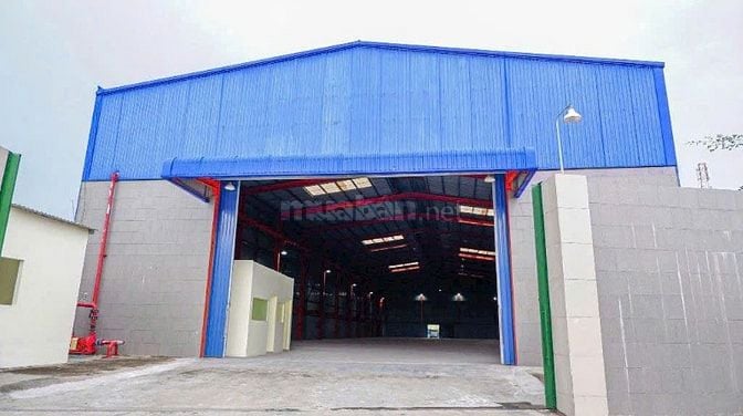 CẦN BÁN GẤP NHÀ XƯỞNG QUẬN 12