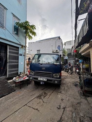 NHÀ NÁT  72m - HẺM XE TẢI- PHAN VĂN TRỊ P11 GIÁ 7TỶ