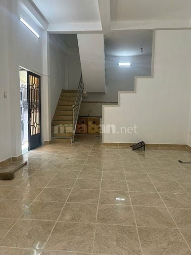 Cho Thuê Nhà Mới Xây Lý Chính Thắng