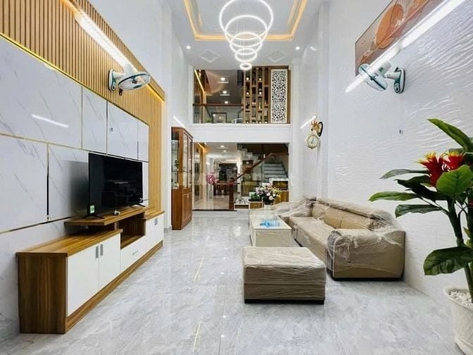 Siêu Phẩm Chân Dài Tại Chu Văn An Bình Thạnh
