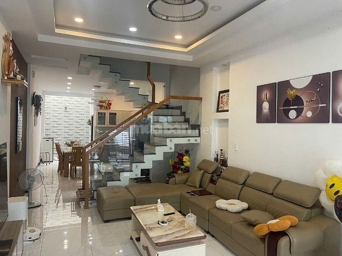 NHÀ HXH NGUYỄN VĂN QUÁ, Q12-DT4x16m 3 LẦU 4PN 5WC