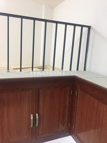 chính chủ bán nhà quận 4 giá 500tr siêu rẻ 