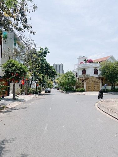 Cần Tiền Nhượng Lại Lô Đất 5m*21m Thổ Cư Khu Sadeco 