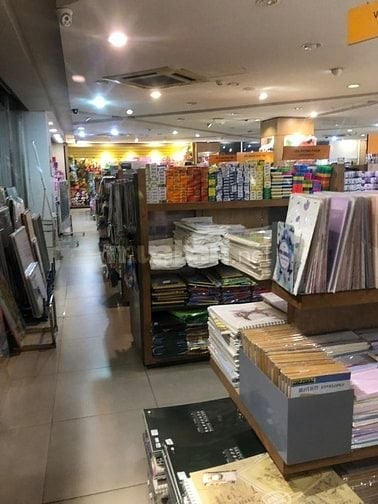 Cần tìm nhân viên lau dọn và đóng gói hàng cho shop làm lâu dài 