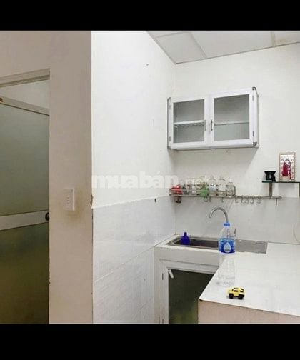 Bán nhà giảm mạnh nhỏ rẻ đẹp Điện Biên Phủ P11 Q10 chỉ 2,2 tỷ.