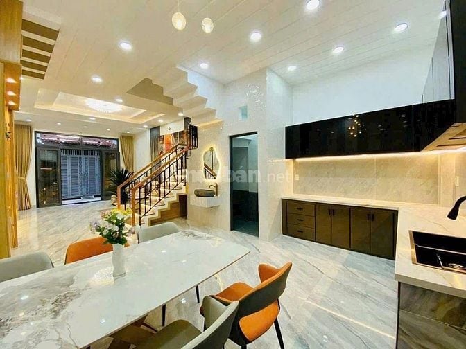 7.3 Tỷ Bán Nhà Kim Giang, Mới koong, Ô tô đỗ cổng– HƯỞNG TRỌN TIỆN