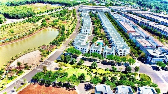 Biệt thự đơn lập, song lập view hồ dự án Ecocity, sẵn sổ, giá 11 tỷ.