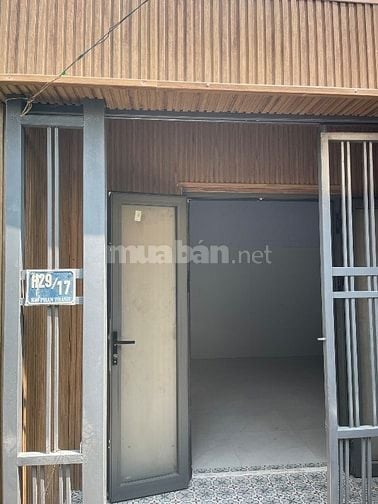 Nhà 2mặt kiệt thoáng sạch đẹp giá 1.1 tỷ