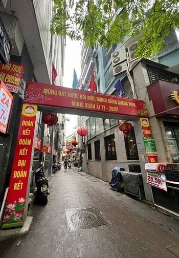 Bán gấp nhà Phố Cầu Giấy, 40m2, 5 tầng dân xây kiên cố, giá 9.5 tỷ