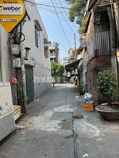 NHÀ HẺM XE HƠI THÔNG LÃNH BINH THĂNG, Q.11