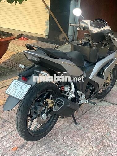 Cần bán xe winner x v3
