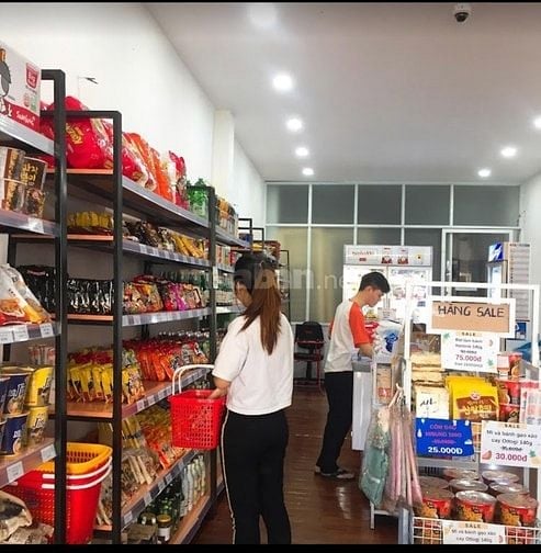 TUYỂN GẤP LĐPT ĐI LÀM NGAY TẠI QUẬN 8 THU NHẬP HẤP DẪN