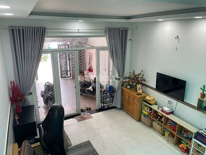 NHÀ HẺM 2TẦNG,DT:107m, 1PK, 4PN, 4WC, BÌNH CHIỂU, THỦ ĐỨC.