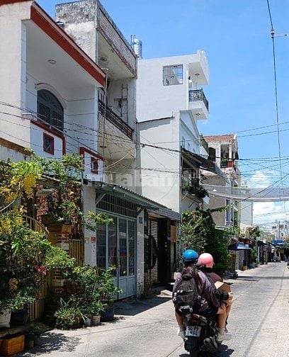 Nhà hẻm thông 8m Gò Xoài 4m x 14m, 1 lầu đúc.