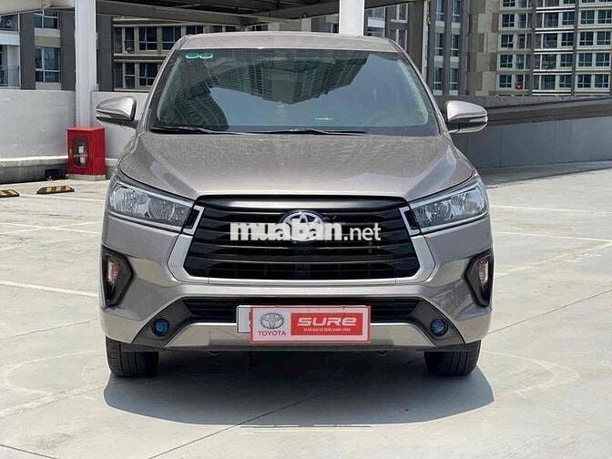 Toyota Innova 2023 2.0E MT - số sàn 7 chỗ HÃNG