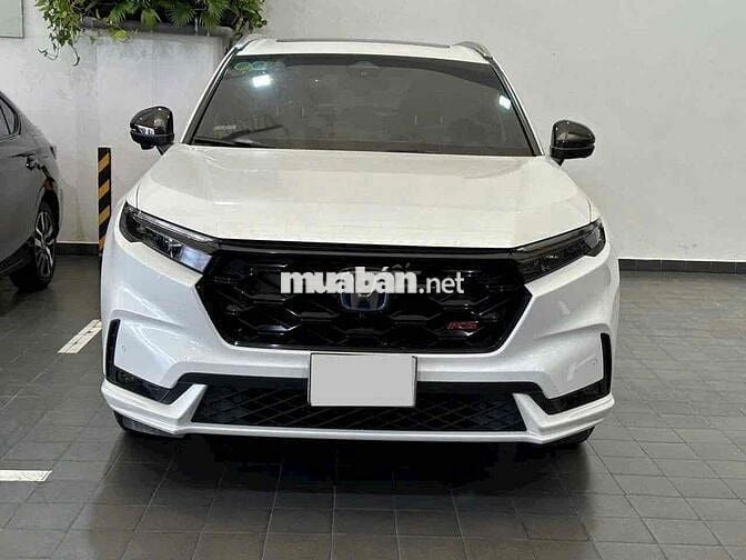 Honda CR V e:HEV RS Trắng - 19100 km, Xe cực đẹp