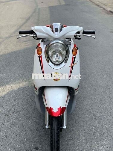 🌈Yamaha mio  2005 Nữ màu trắng đỏ  đen   mới 90 %