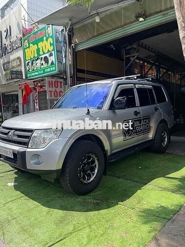 Mitsubishi Pajero 2008 3 - 210000 km