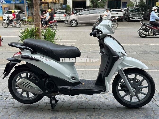XMHN: Liberty 125ie 2011 29C1 xe phố đẹp zin chất
