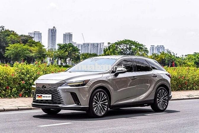 Lexus RX 2024 350 Premium - 16000 km