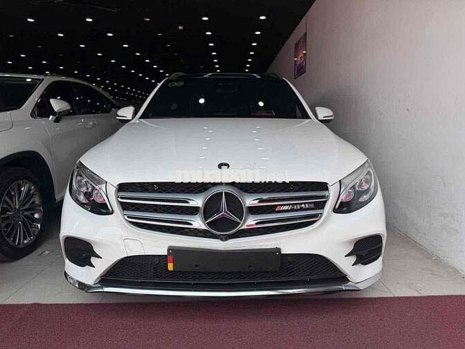 Mercedes Benz GLC 2017 300 4Matic - 21000 km