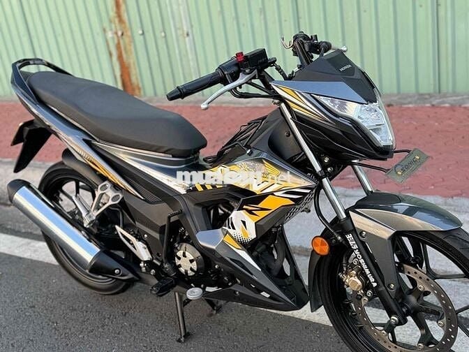 SONIC mẫu 2019 xe NHẬP 1chủ bstp máy zin100% mới99