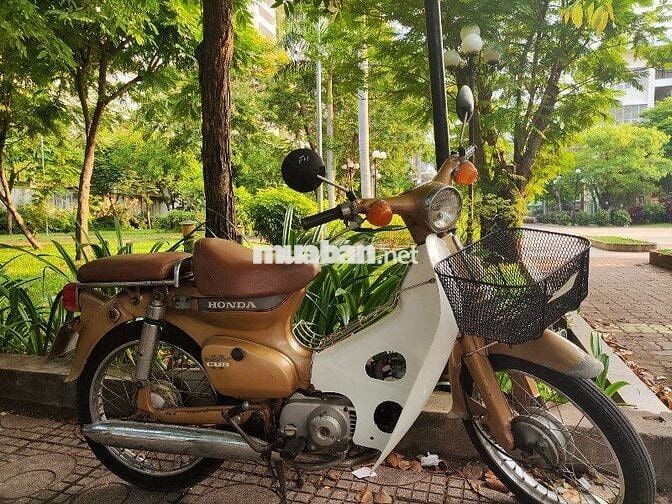 CUB ÉN XƯA ĐẦU VÊNH - MÁY CÁNH GIN NGUYÊN
