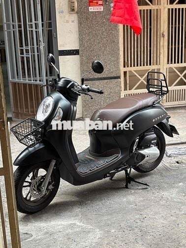 scoopy 110i nhập khẩu zin 98% chưa đụng 1 con ốc