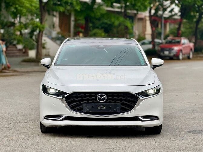 Mazda 3 1.5L Premium Model 2020 - 68000 km