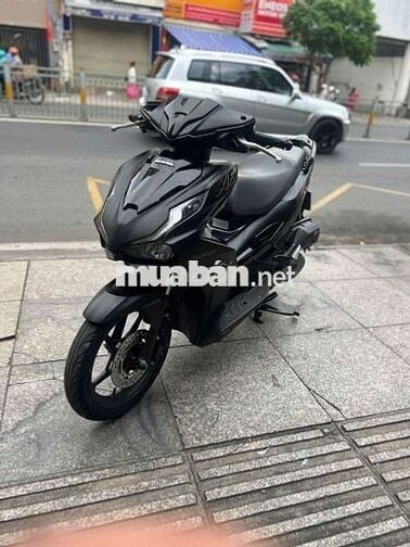 Honda air blade 4val 2023 mới 90% bstp chính chủ