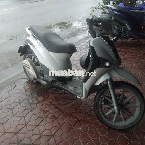 Cần bán em liberty ie 125 trắng giá 7.8t