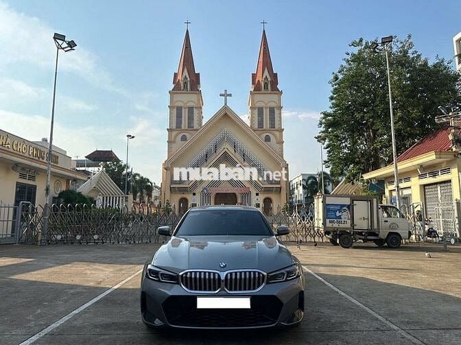 BMW 330i 2025 MSport siêu lướt 5000 km như mới 99%