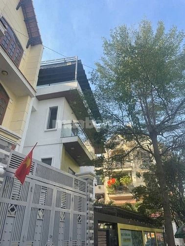 BIỆT THỰ HIẾM KHU ĐƯỜNG D .  NGANG LỚN 9m