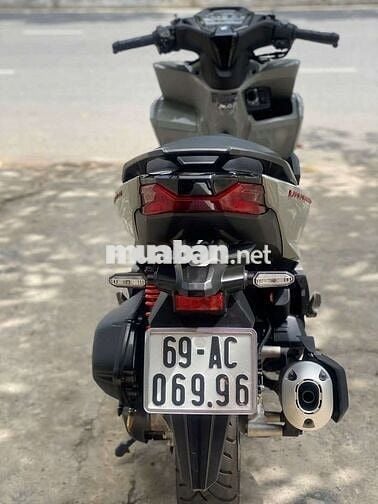 Vario 160 odo 3000km biển số vip