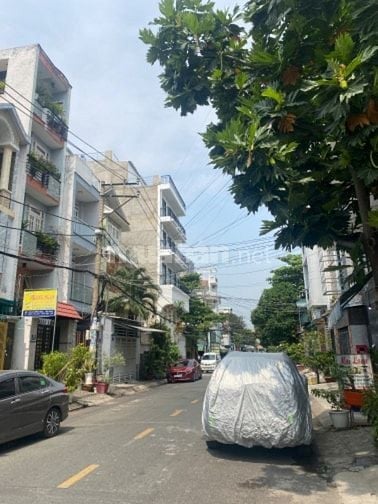 Bán nhà ngay chợ vải Phú Thọ Hoà DT 4x25m đúc 2.5tấm đường nhựa 8m