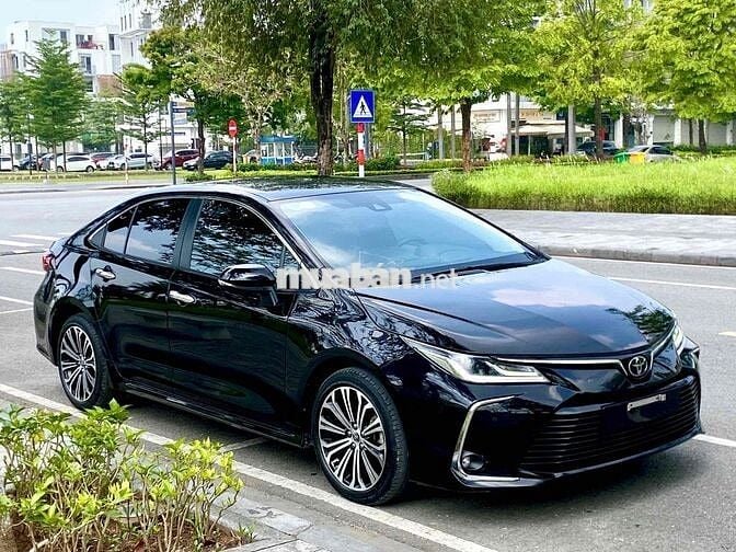 Toyota Corolla Altis 2023 1.8V - 28000 km