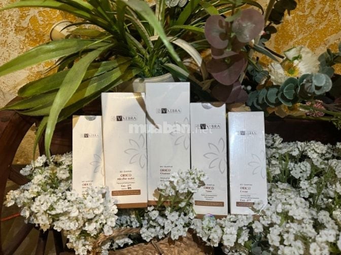 BÍ QUYẾT LÀN DA CHUẨN SPA TẠI NHÀ – TRỌN BỘ 5 MÓN CHĂM DA CHUYÊN SÂU