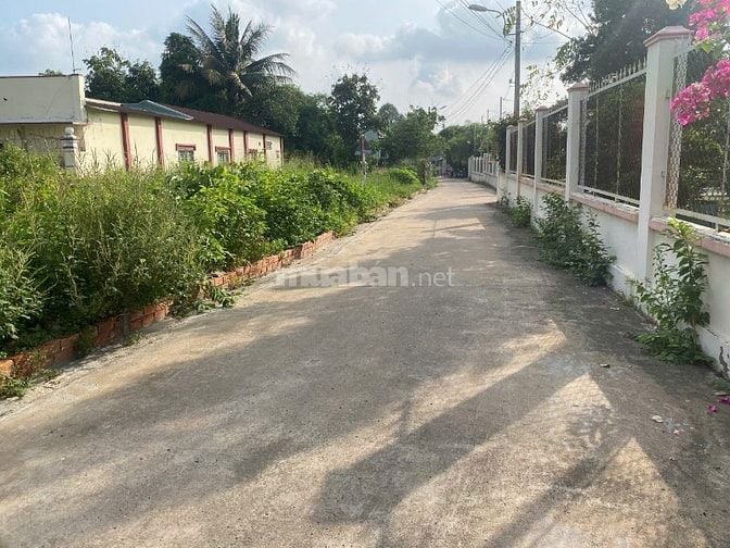 Bán lô đất thổ cư 2 mặt tiền ngay UBND P.Định Hòa giá chỉ 1,450 tỷ
