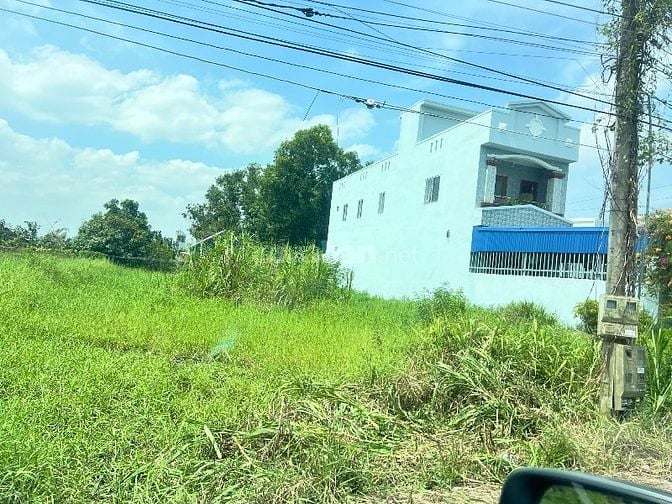 Chính chủ bán đất . Cách Vinhoms Hậu Nghĩa 200m
