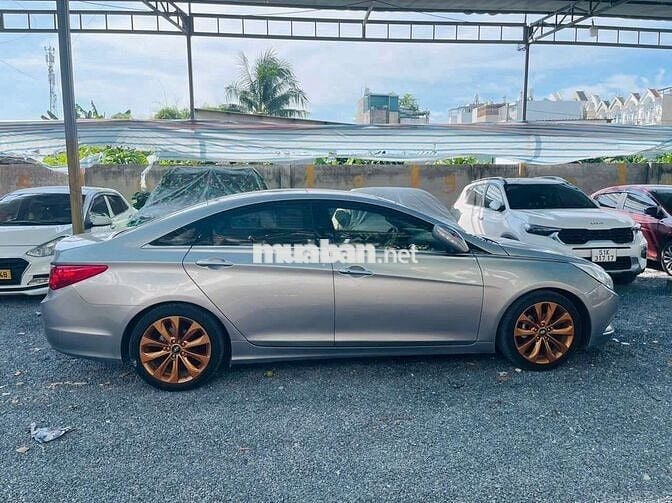 Hyundai Sonata 2011 2.0 tự động - 129000 km