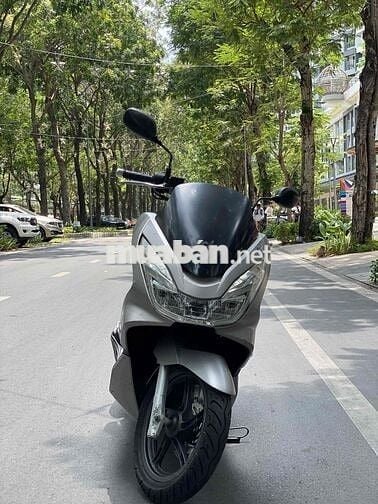 Honda PCX 125i date 2015